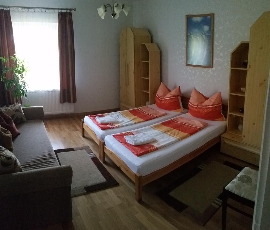 Fadora Apartman Tihany Esterno foto